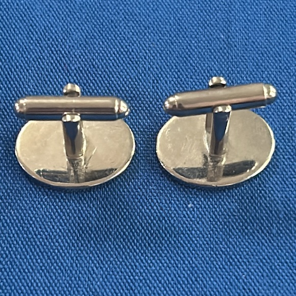 Silver “H” Cuff links - Picture 2 of 5